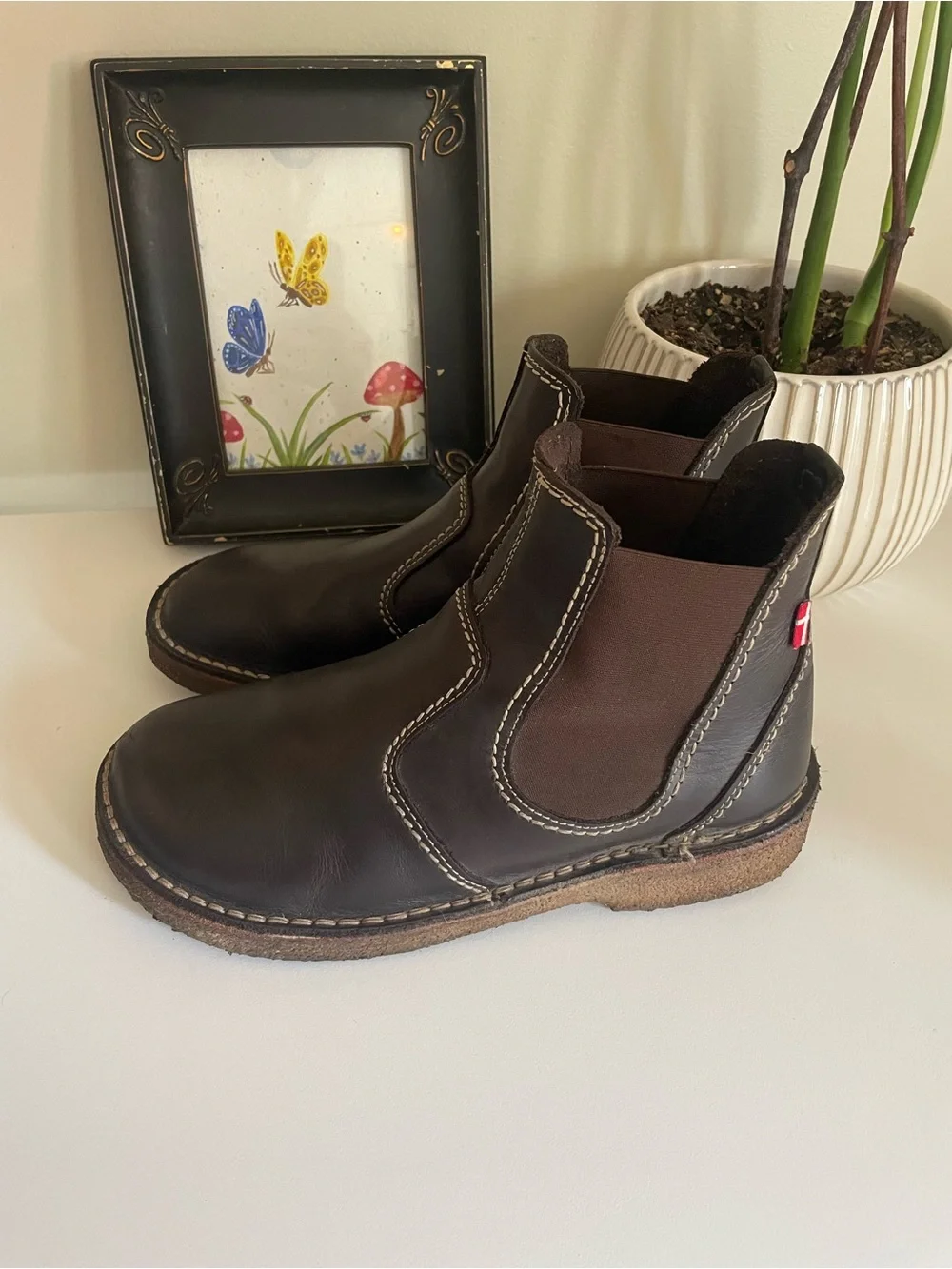 Duckfeet Roskilde “Slate” with Contrast Stitching